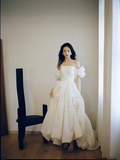 Vintage Ball Gown Off The Shoulder White Wedding Dress With Short Sleeves HZ1024