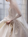 Vintage Ball Gown Strapless Neckline Lace Wedding Dress HZ1024