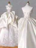 Vintage Ball Gown Strapless Satin Tulle Lace Feather Long Wedding Dresses HZ1024